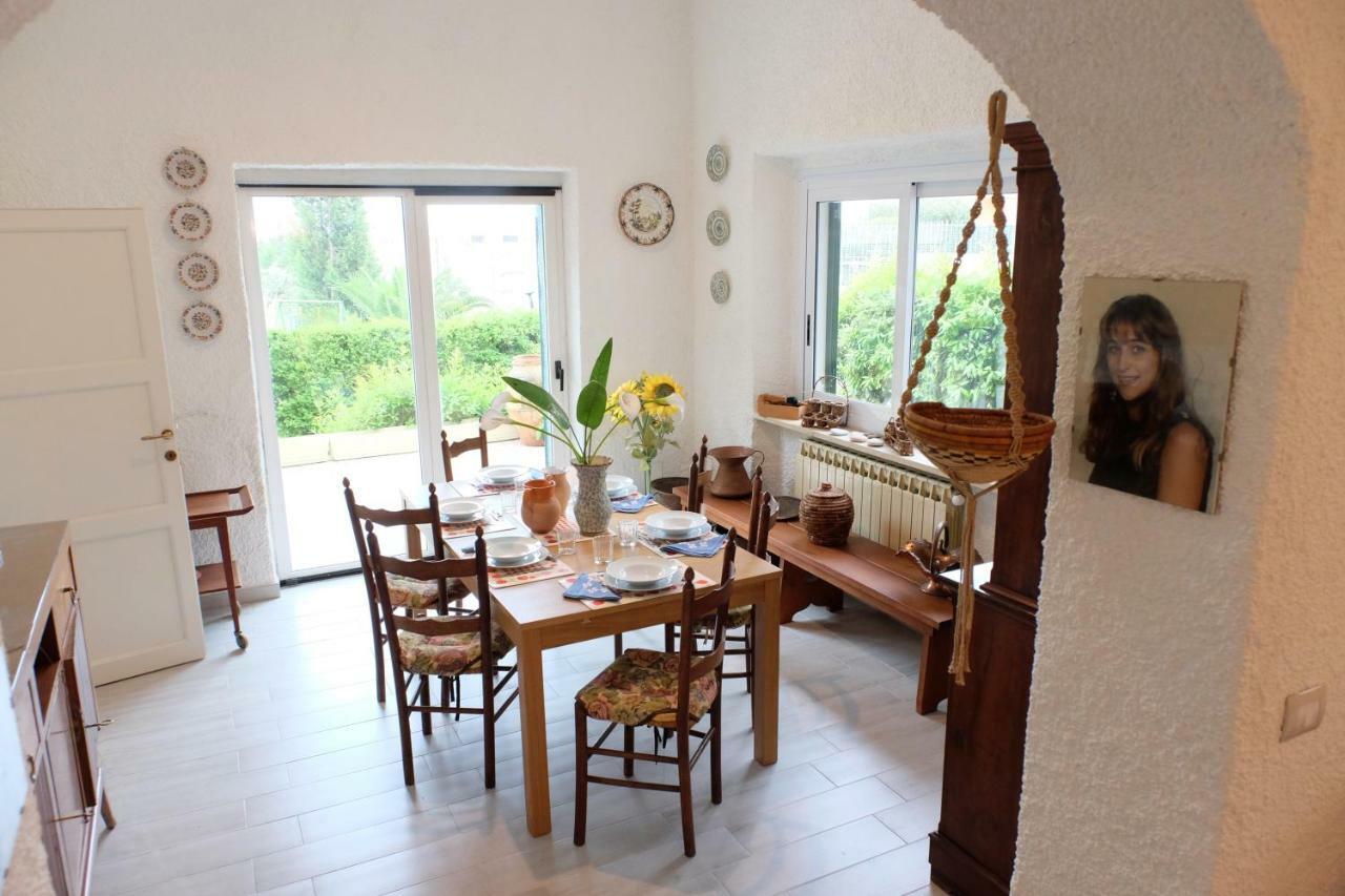Villa Ariosa 瓦斯托 外观 照片